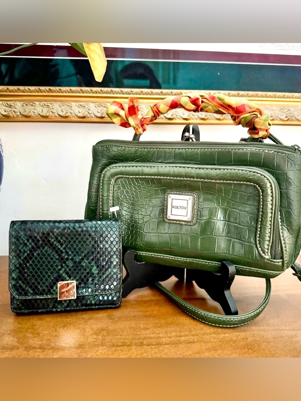 ⁠KOLTOV Kiss Lock Hunter Green Croc Crossbody Bag Coordinated Wallet 2pc Set⁠